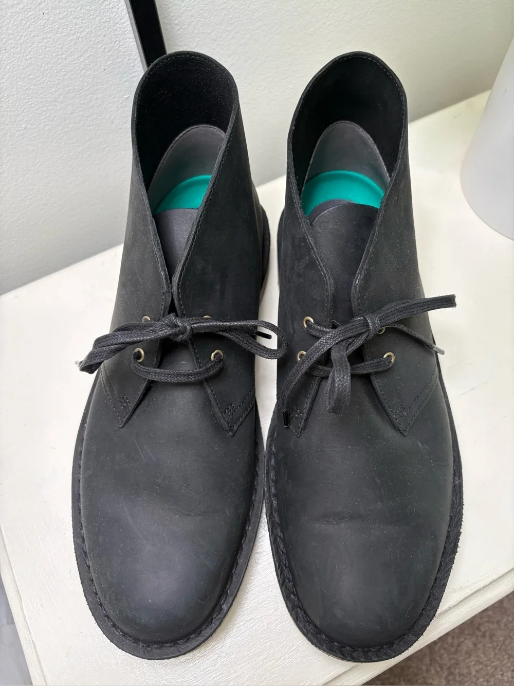 Clarks Shelton Chukka Boots Black. Size 11.